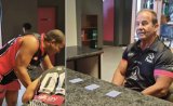 Watch: Coach Jimmy’s cool card trick