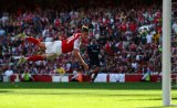 Arsenal kicks off new campaign at optimistic Manchester United